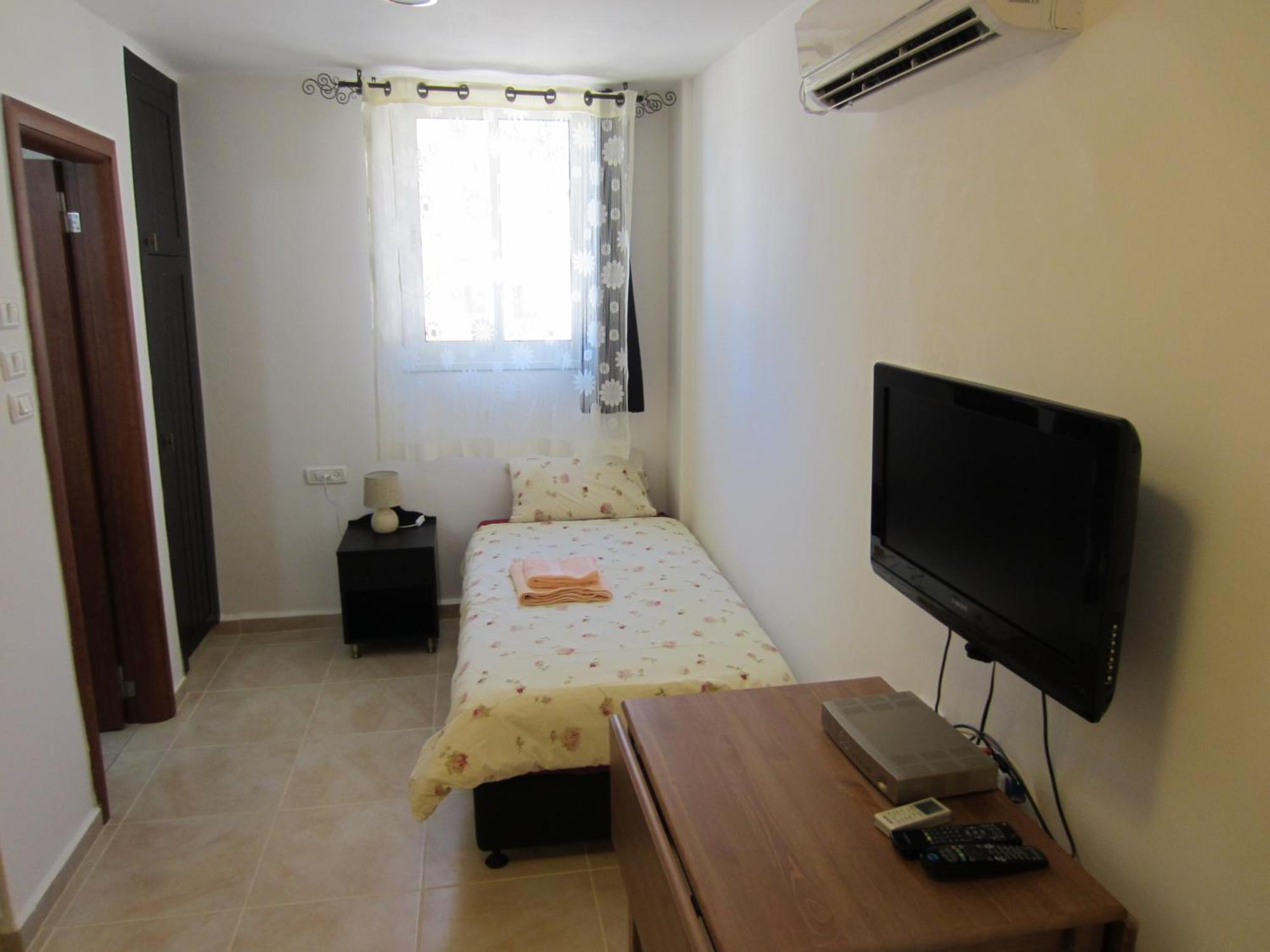 Hadass Desert Inn Dimona Szoba fotó